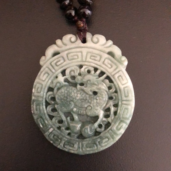 Estate Green Jade Dragon Coin Pendant Necklace - Picture 2 of 6